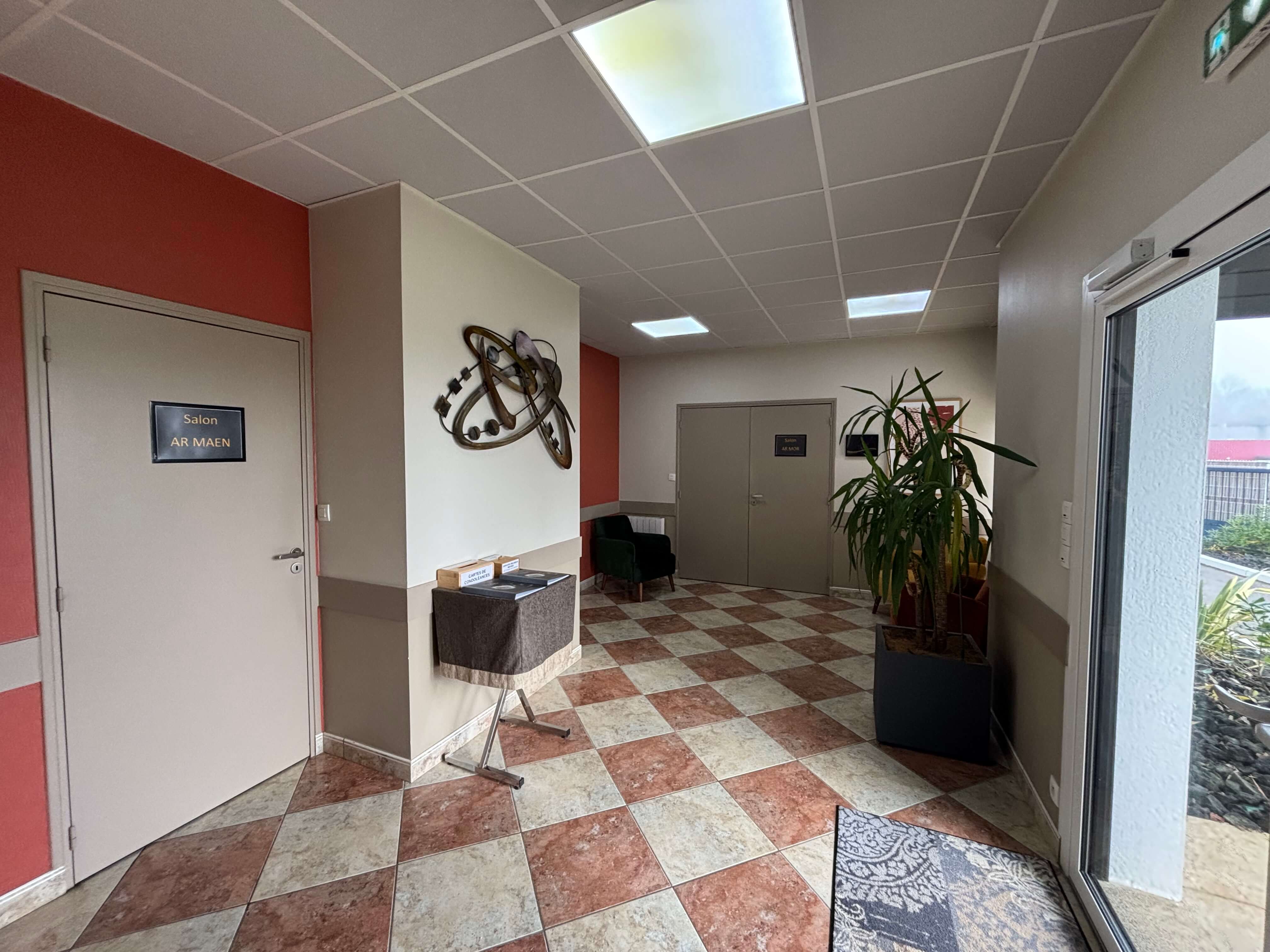 Pompes Funebres Rault Ambulances Locmine Hall2 1